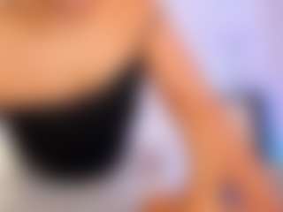 miadanielss's Live Sex Cam Show