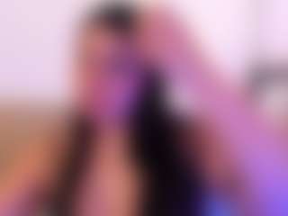 miadanielss's Live Sex Cam Show