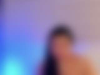 miadanielss's Live Sex Cam Show