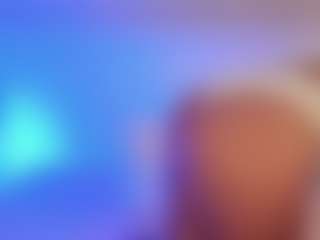 miadanielss's Live Sex Cam Show