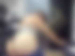 Live cam show with tiffanywiilson - Granny Brown Hair on sexytreat.net