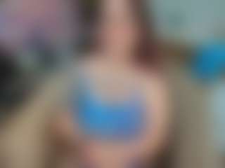Live cam show with TinyToni - Gamer Curvy on Camsoda