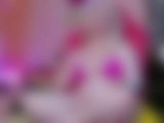 Live cam show with LexyGold - Armpits on parknlotfishbdy