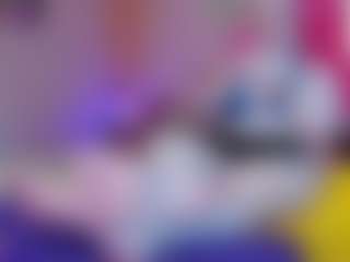 Live cam show with LexyGold - Armpits on live18s.com