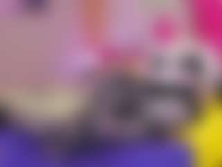 Live cam show with LexyGold - Princess on Latina Girls