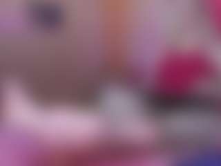 Live cam show with LexyGold - Princess on Camsoda