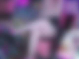 Live cam show with LexyGold - Princess on CamwithHer
