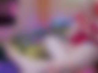 Live cam show with LexyGold - Shaved on EXY