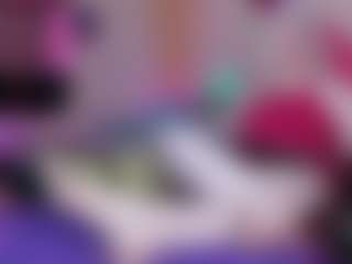 Live cam show with LexyGold - Long Hair on eurowanks.com