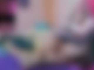 Live cam show with LexyGold - Strapon on madthumbs