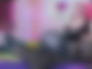 Live cam show with LexyGold - Middle Aged on MyBangCams