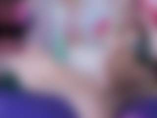 Live cam show with LexyGold - Bdsm MILF on luckytryst.com