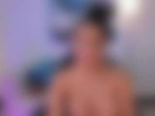 Live cam show with Sarah Parker - Asshole Asian on Camsoda