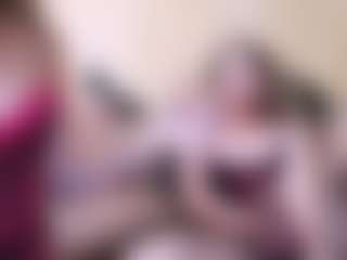 Live cam show with LadyAndTranny - Strapon on Stripli.com