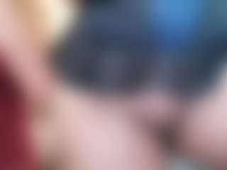 Live cam show with LadyAndTranny - Facesitting on SpunkLive