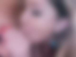 Live cam show with LadyAndTranny - Facesitting on Hubzter Live