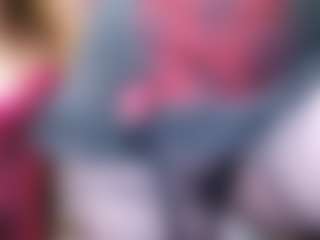 Show in cam erotica live di LadyAndTranny