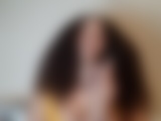 Live cam show with callmenaomi - Dom on Dolls Live