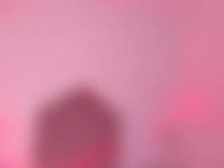 Live cam show with idaima - Sucking on CamClone