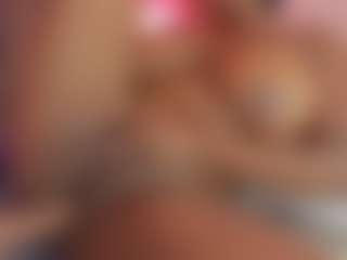 Live cam show with idaima - Sucking on Milfs Live