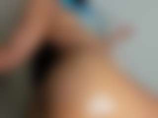 Live cam show with luuciana - Grandes Tetas on SxyPornLive