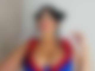 Live cam show with luuciana - Nails on Chatstar