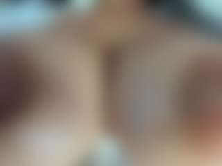 Live cam show with luuciana - Nails on slutload