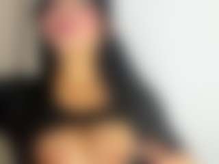 Live cam show with luuciana - Morena on Milf Play