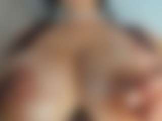 Live cam show with luuciana - Grandes Tetas on slutload