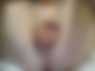 Live cam show with brian45000 - Living Room on AdultVida.com