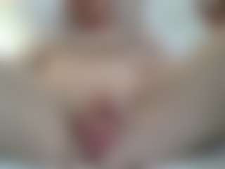 Live cam show with brian45000 - Living Room on SpunkLive