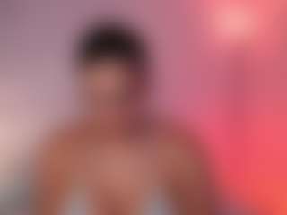 DEEPTHROAT SLUT's Live Sex Cam Show