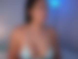 DEEPTHROAT SLUT's Live Sex Cam Show