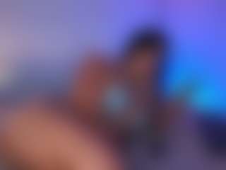 DEEPTHROAT SLUT's Live Sex Cam Show