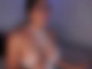 Cam Show en direct de DEEPTHROAT SLUT