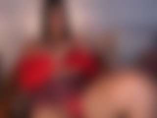 DEEPTHROAT SLUT's Live Sex Cam Show