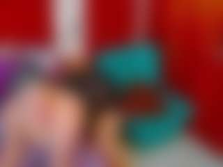 LARAFOXX's Live Sex Cam Show