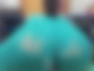 Live cam show with roxyrebeld - Hairy on fuck-show.com