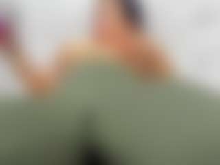 Live cam show with roxyrebeld - Hairy on Camming Site