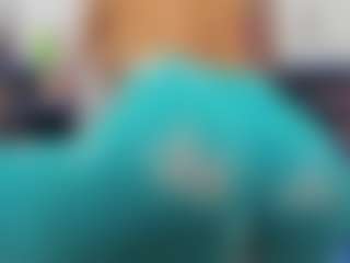 Live cam show with roxyrebeld - French on Camsoda