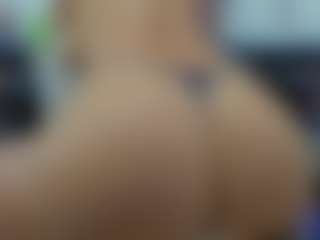 Live cam show with roxyrebeld - French on sexytreat.net