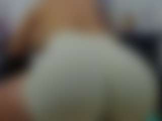 Live cam show with roxyrebeld - Hairy on madthumbs