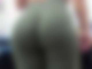 Live cam show with roxyrebeld - Bdsm on Mixed Magazine Live