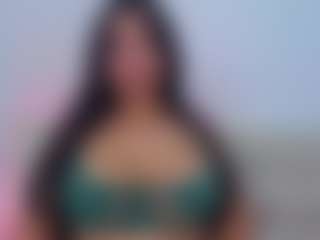 Live cam show with stephaniediaz - Fingers on SpunkLive