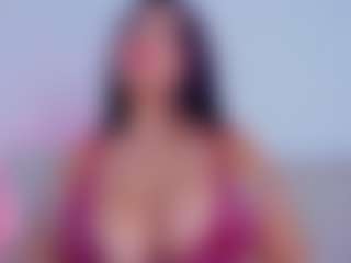 Live cam show with stephaniediaz - Thong on Camversity