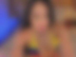 Live cam show with Luisa Baker - Fit on SinfulBabes