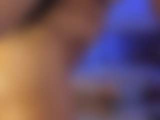 Live cam show with Luisa Baker - Muscle on livesexfox.com