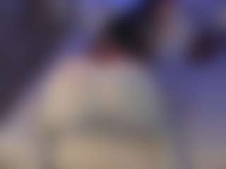 Live cam show with Luisa Baker - Fit on Hubzter Live
