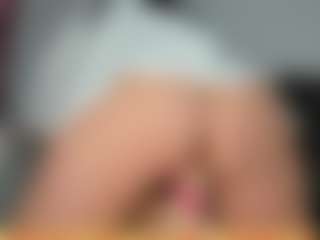 issabellaaa's Live Sex Cam Show