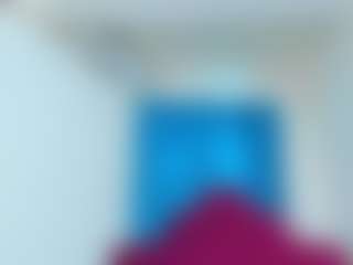 Live cam show with ninadee - Smoking on Milfs Live